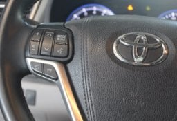 2016 Toyota Highlander AWD XLE - Image 20