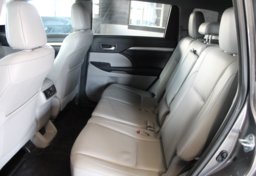 2016 Toyota Highlander AWD XLE - Image 51