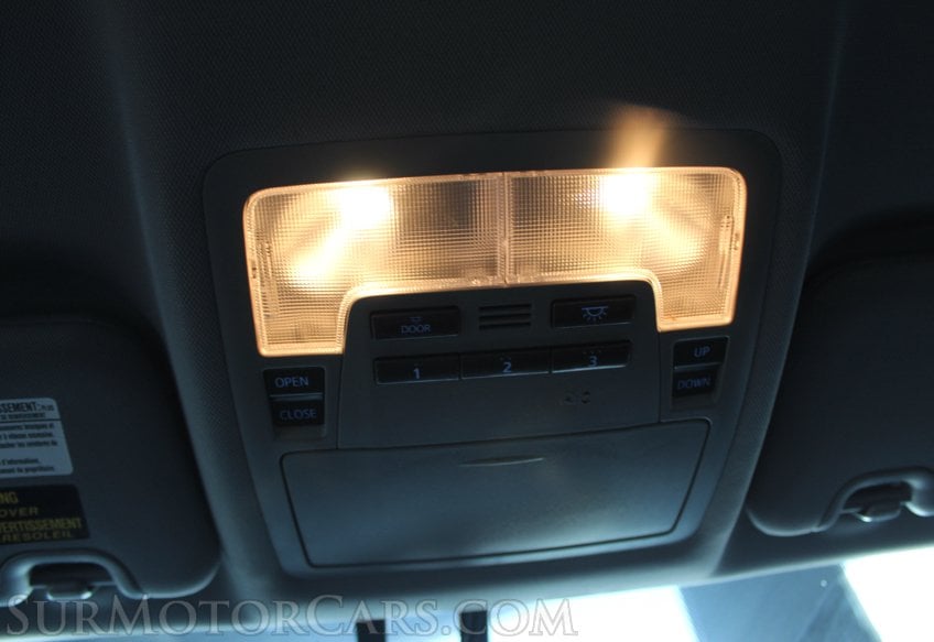 2016 Toyota Highlander AWD XLE - Image 21
