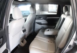 2016 Toyota Highlander AWD XLE - Image 55