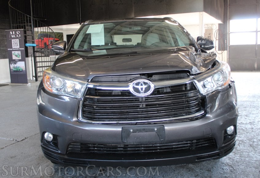 2016 Toyota Highlander AWD XLE - Image 27