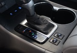 2016 Toyota Highlander AWD XLE - Image 12