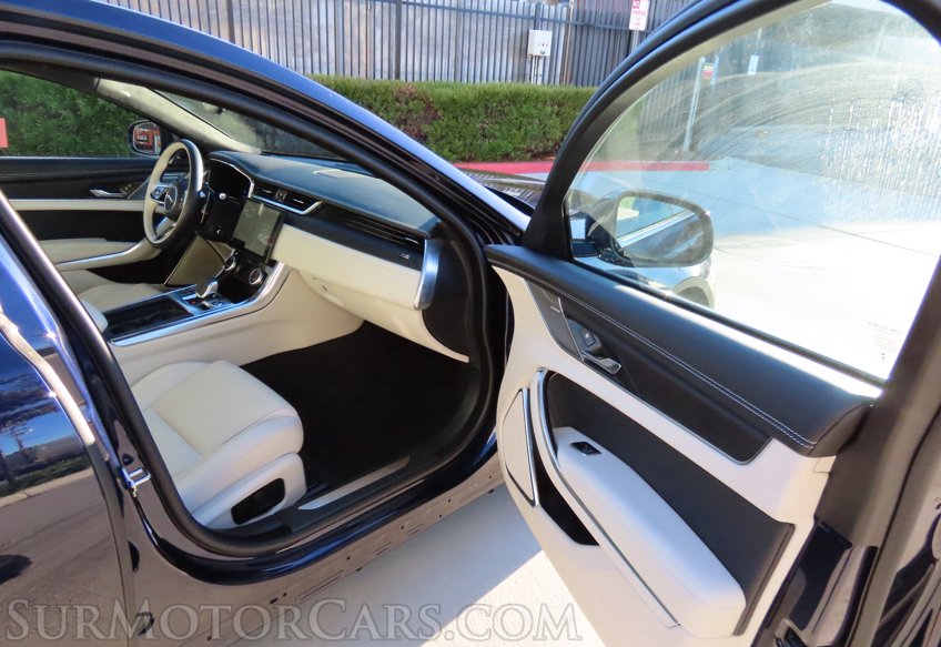 2024 Jaguar XF R-Dynamic SE - Image 61