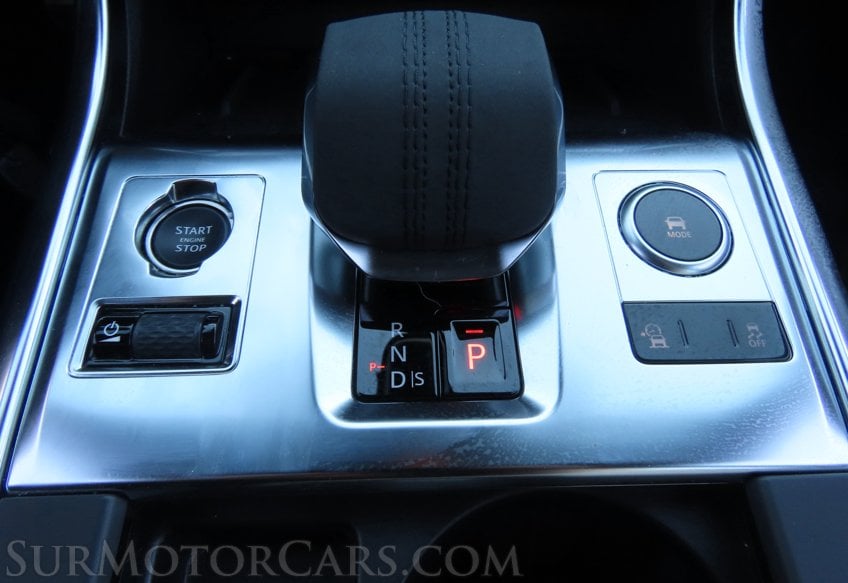 2024 Jaguar XF R-Dynamic SE - Image 19