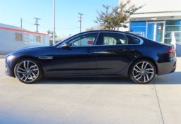 2024 Jaguar XF R-Dynamic SE - Image 5
