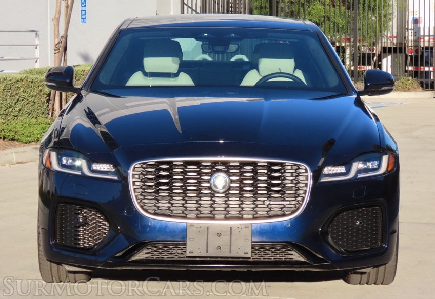 2024 Jaguar XF R-Dynamic SE - Image 12
