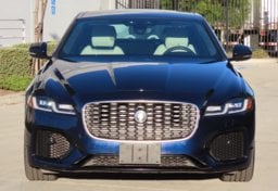 2024 Jaguar XF R-Dynamic SE - Image 12