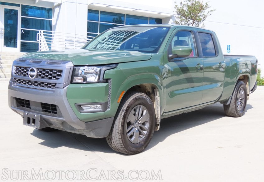 2025 Nissan Frontier SV - Image 3