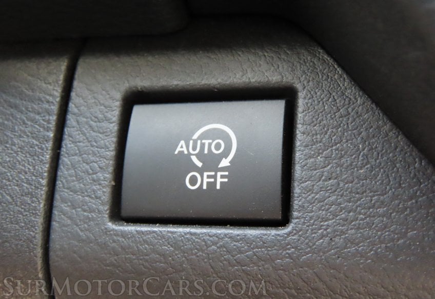 2025 Nissan Frontier SV - Image 40