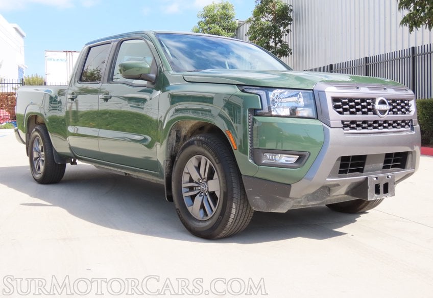 2025 Nissan Frontier SV - Image 4