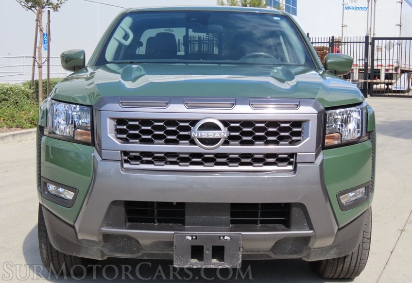 2025 Nissan Frontier SV - Image 11