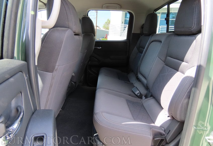 2025 Nissan Frontier SV - Image 27