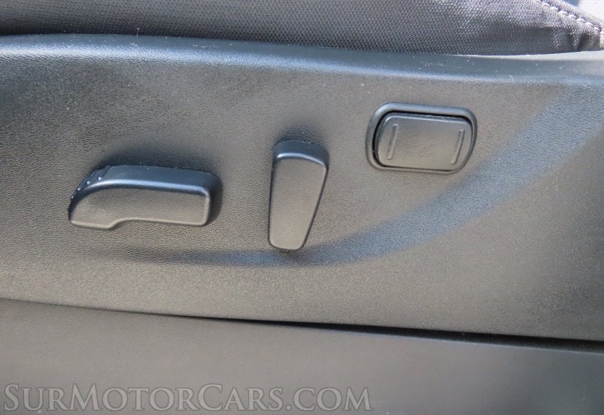 2025 Nissan Frontier SV - Image 46