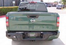 2025 Nissan Frontier SV - Image 12