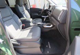 2025 Nissan Frontier SV - Image 19