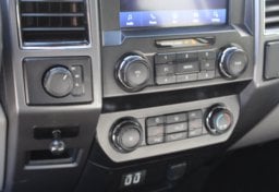 2020 Ford F-150 4x4 XLT - Image 59