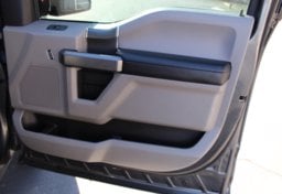 2020 Ford F-150 4x4 XLT - Image 40