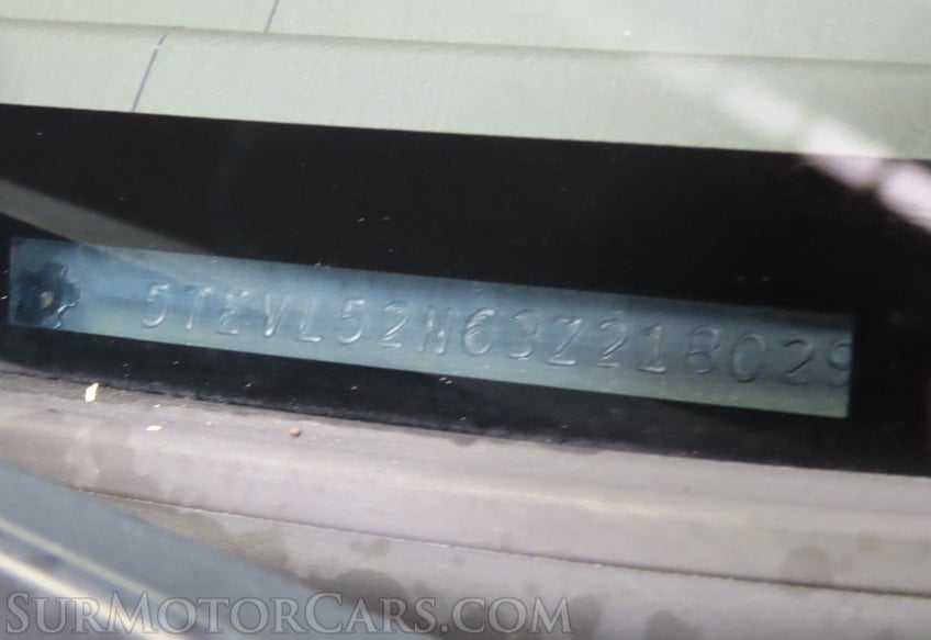 2003 Toyota Tacoma SR5 - Image 38