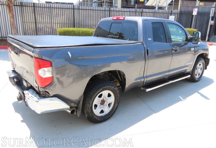 2017 Toyota Tundra SR5 - Image 9