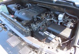 2017 Toyota Tundra SR5 - Image 51