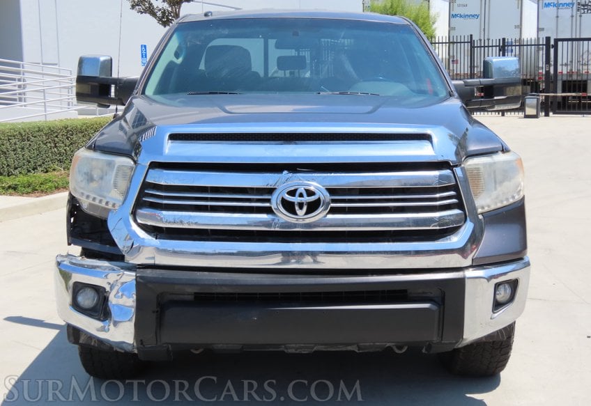 2017 Toyota Tundra SR5 - Image 12