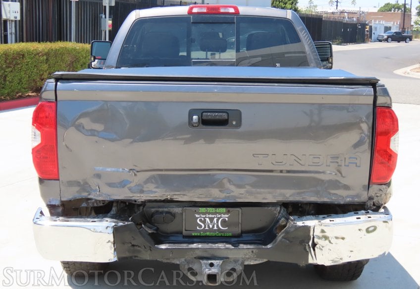 2017 Toyota Tundra SR5 - Image 11