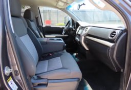 2017 Toyota Tundra SR5 - Image 19