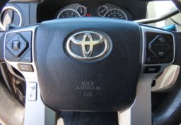 2017 Toyota Tundra SR5 - Image 32