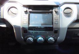 2017 Toyota Tundra SR5 - Image 25
