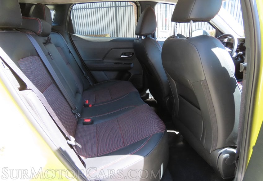 2025 Nissan Kicks SR - Image 52