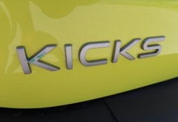 2025 Nissan Kicks SR - Image 45