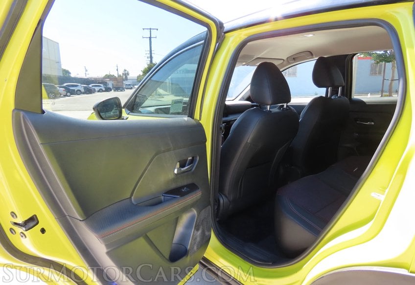 2025 Nissan Kicks SR - Image 32