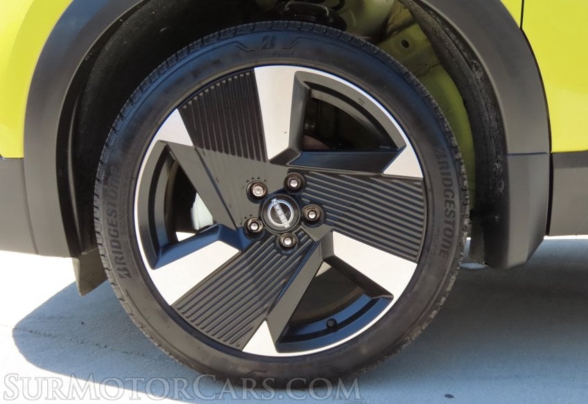 2025 Nissan Kicks SR - Image 44