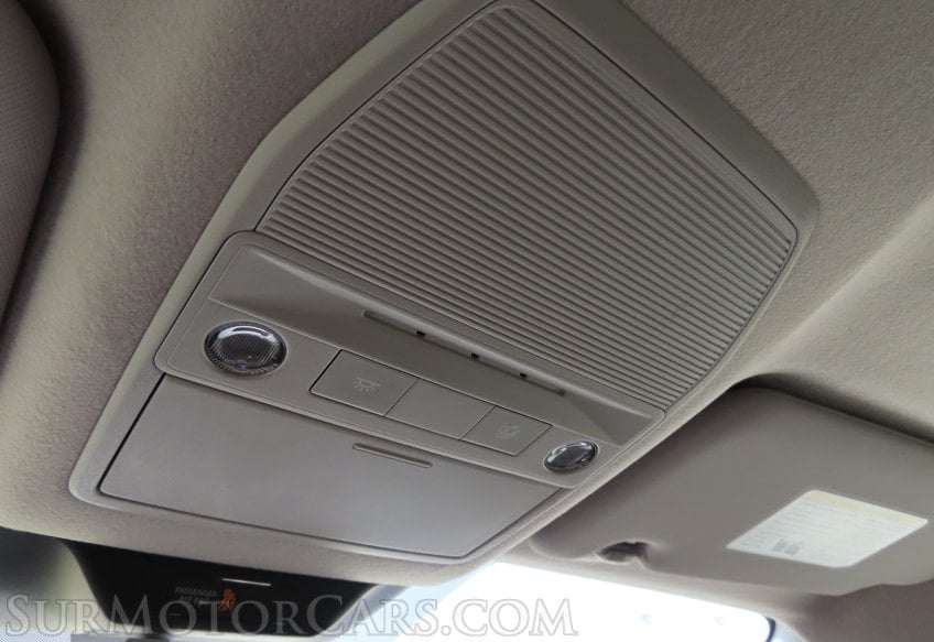 2025 Nissan Kicks SR - Image 15