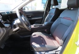2025 Nissan Kicks SR - Image 31
