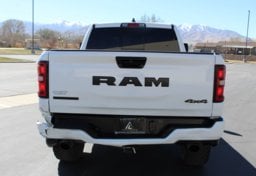 2025 Ram 1500 - Image 12