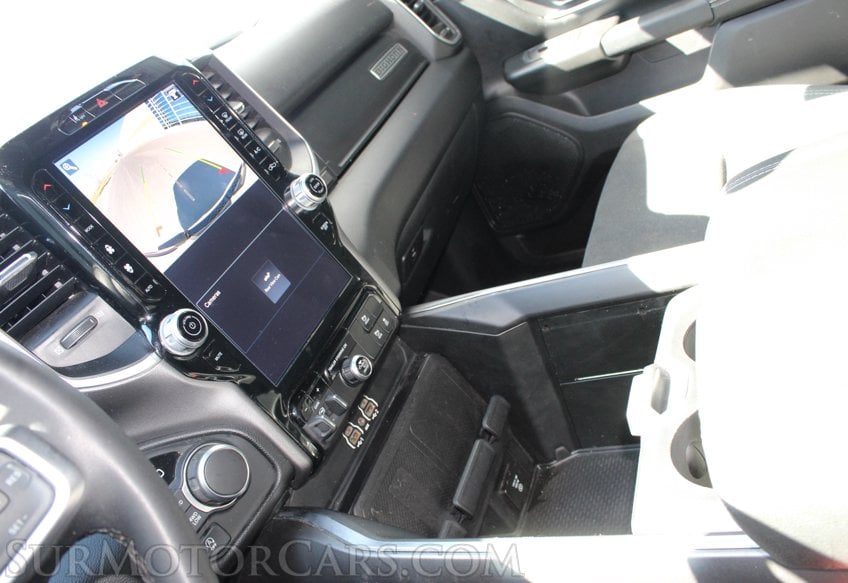 2025 Ram 1500 - Image 60