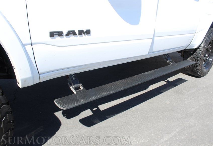 2025 Ram 1500 - Image 40