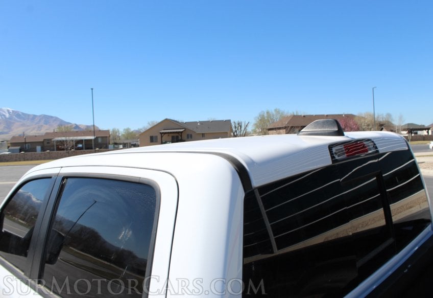 2025 Ram 1500 - Image 32