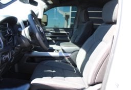 2025 Ram 1500 - Image 42