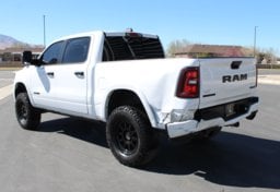 2025 Ram 1500 - Image 8