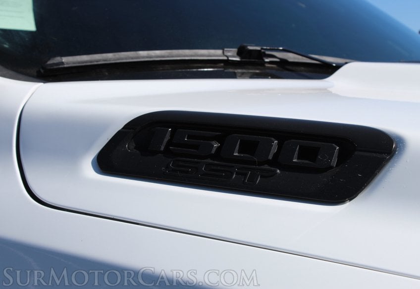 2025 Ram 1500 - Image 21