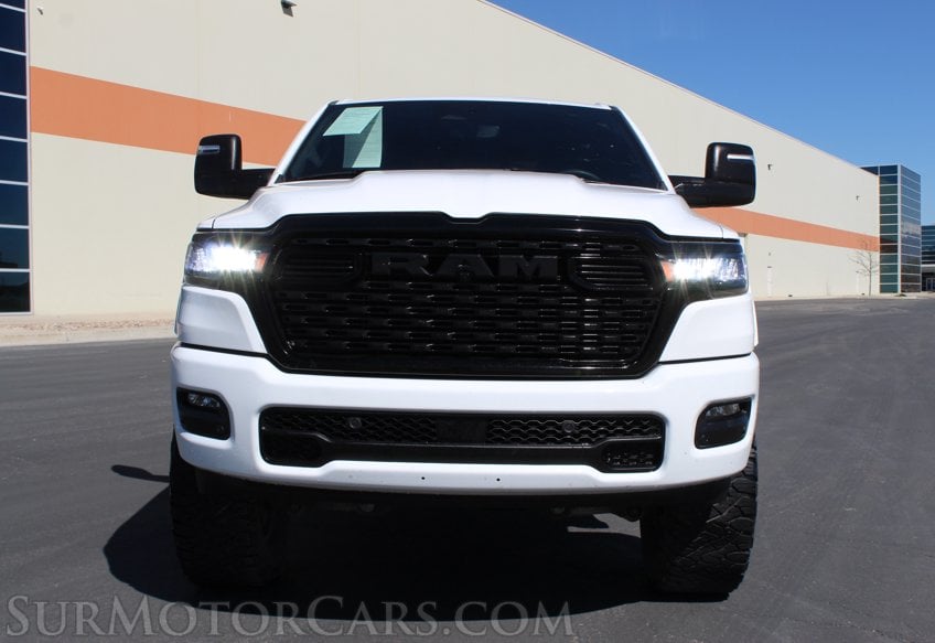 2025 Ram 1500 - Image 17