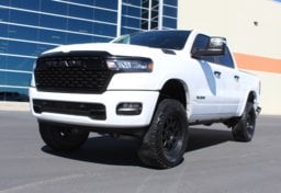 2025 Ram 1500 - Image 7