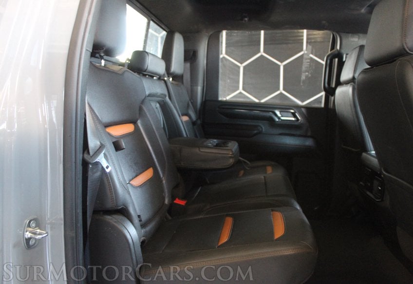 2024 GMC Sierra 3500HD 4x4 AT4 - Image 38