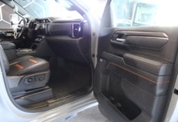 2024 GMC Sierra 3500HD 4x4 AT4 - Image 33