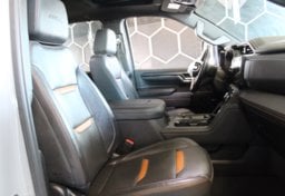 2024 GMC Sierra 3500HD 4x4 AT4 - Image 36