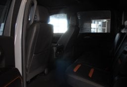 2024 GMC Sierra 3500HD 4x4 AT4 - Image 41