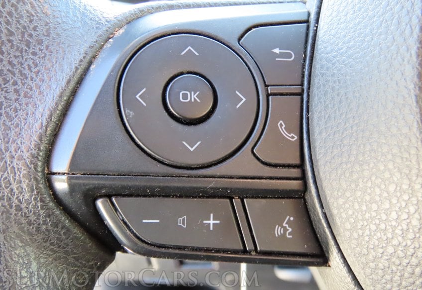 2026 Toyota Corolla LE - Image 28