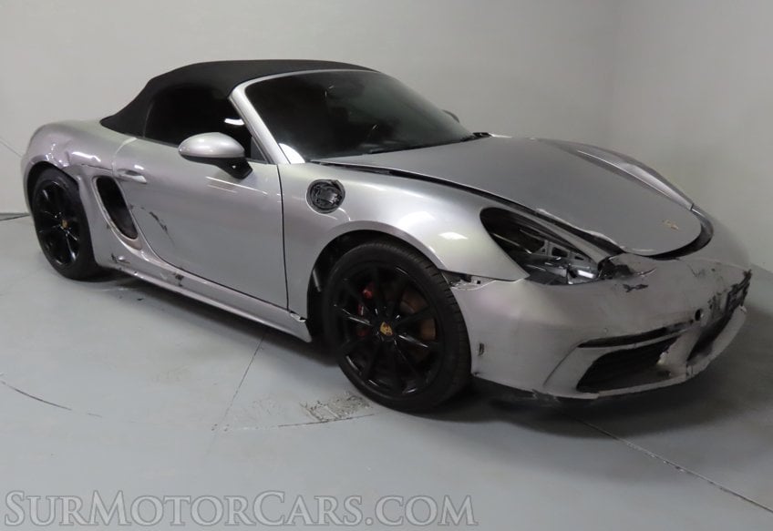 2017 Porsche 718 Boxster - Image 4